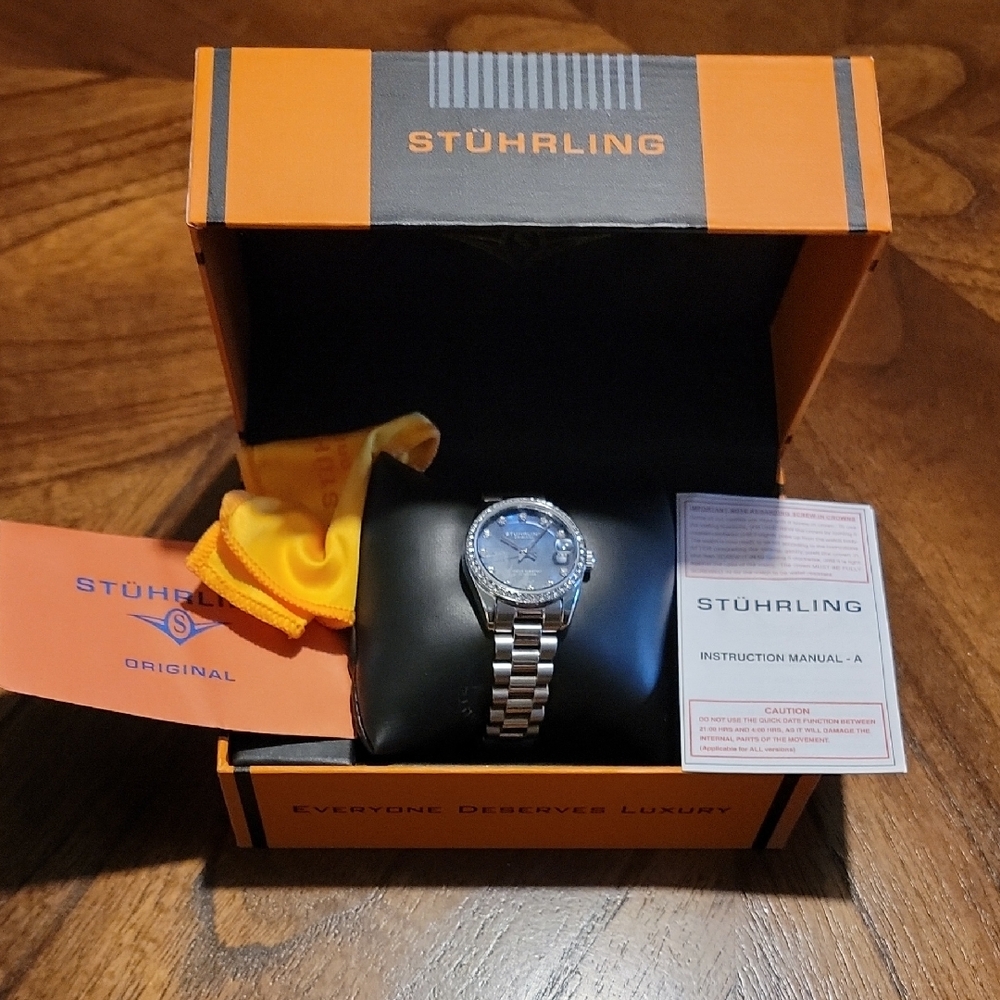 Stührling Silver Original Lineage 3936 Watch with Mother of Pearl Face w/crystal